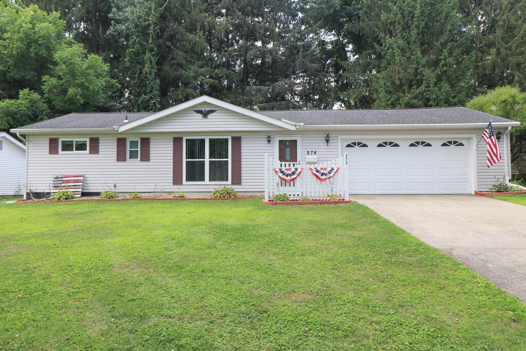 274 Cliffbrook — photo