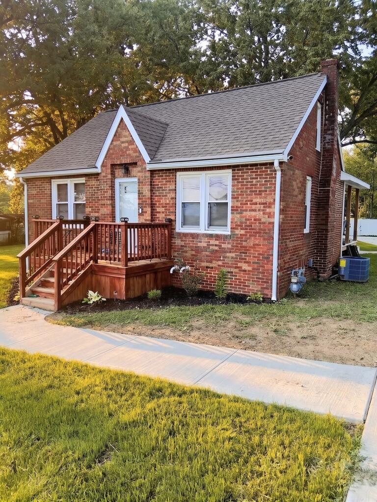 1104 West Longview — photo