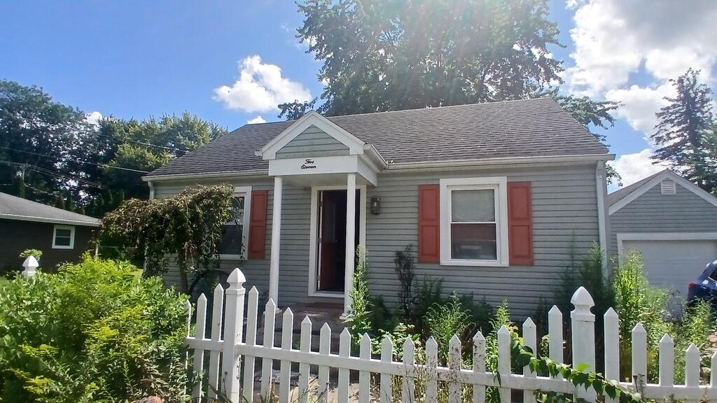 511 McDondald Ave — photo