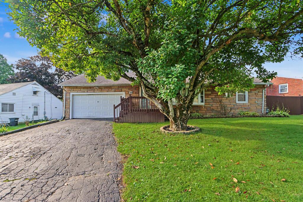 99 Ridgewood Blvd — photo