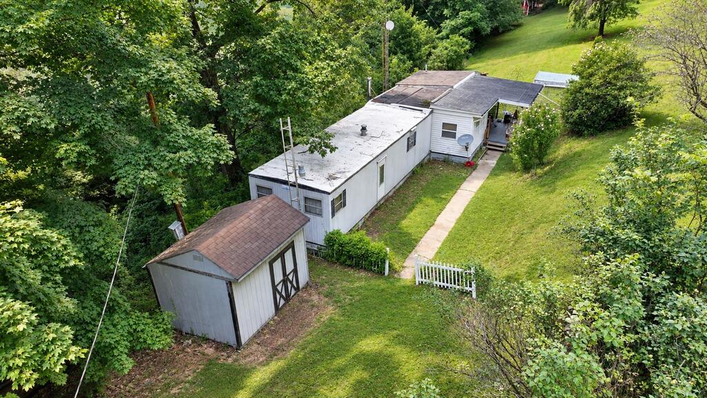 795 Honey Creek Rd East — photo