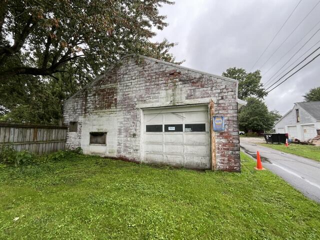 126 First Ave — photo