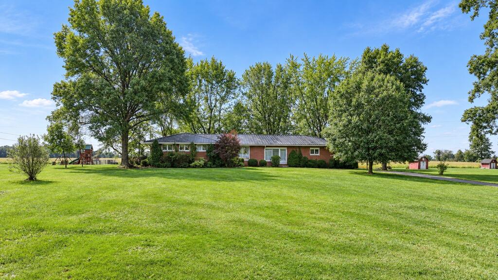 2591 Holtz Rd — photo