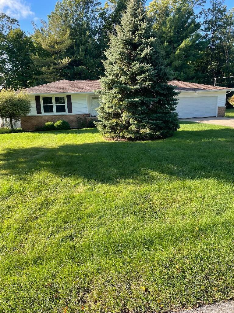 1429 Frederick Court — photo