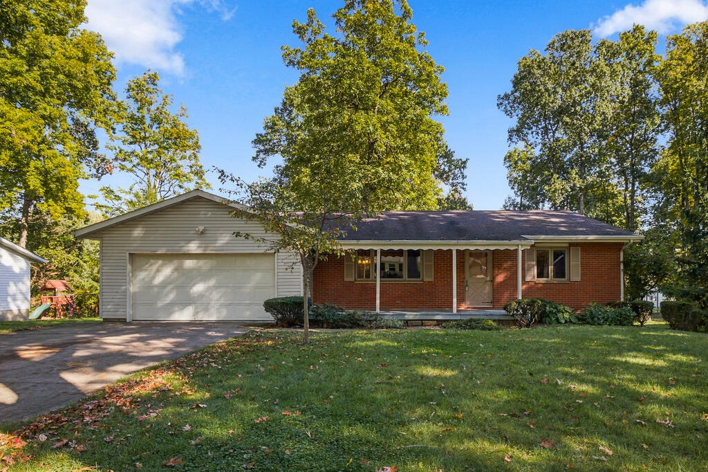 788 Woodcrest Dr — photo