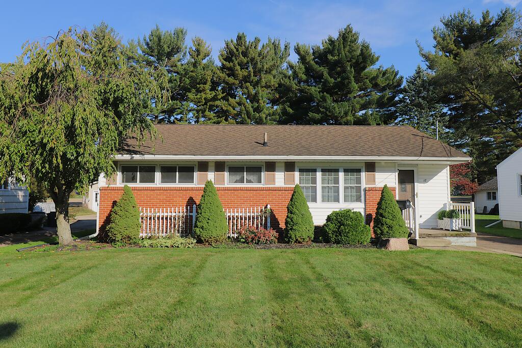 17 Welton Avenue — photo