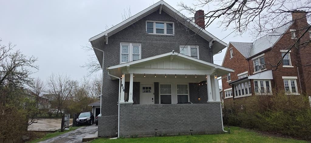 157 Marion Ave — photo