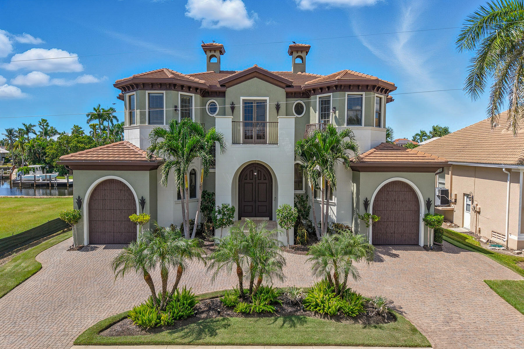 1850 Apataki Court — photo