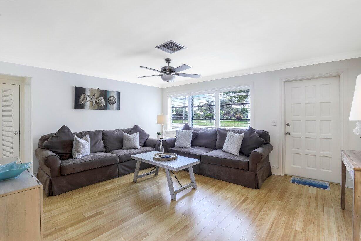 320 Marco Lake Drive — photo