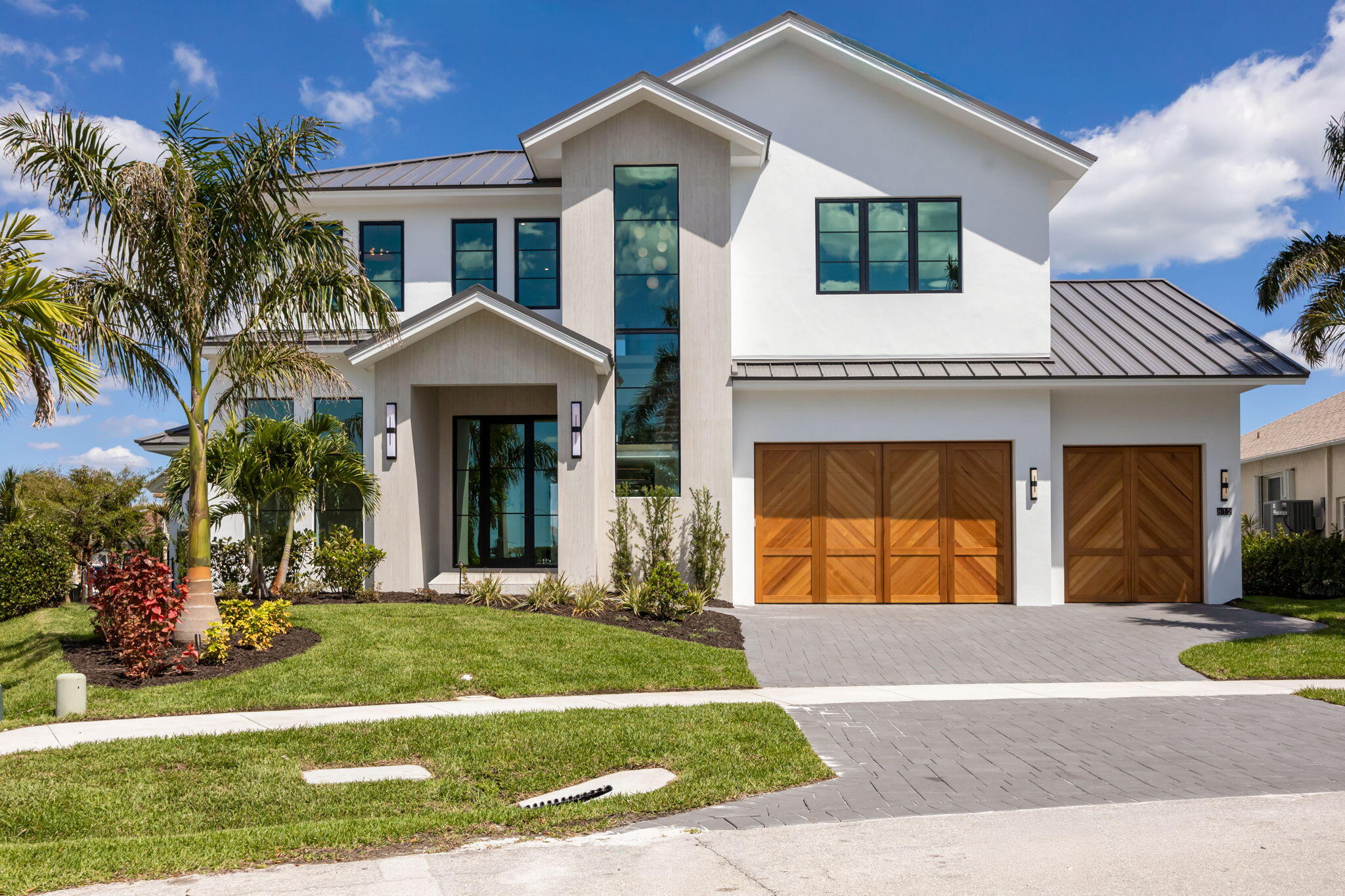 812 Milan Court — photo