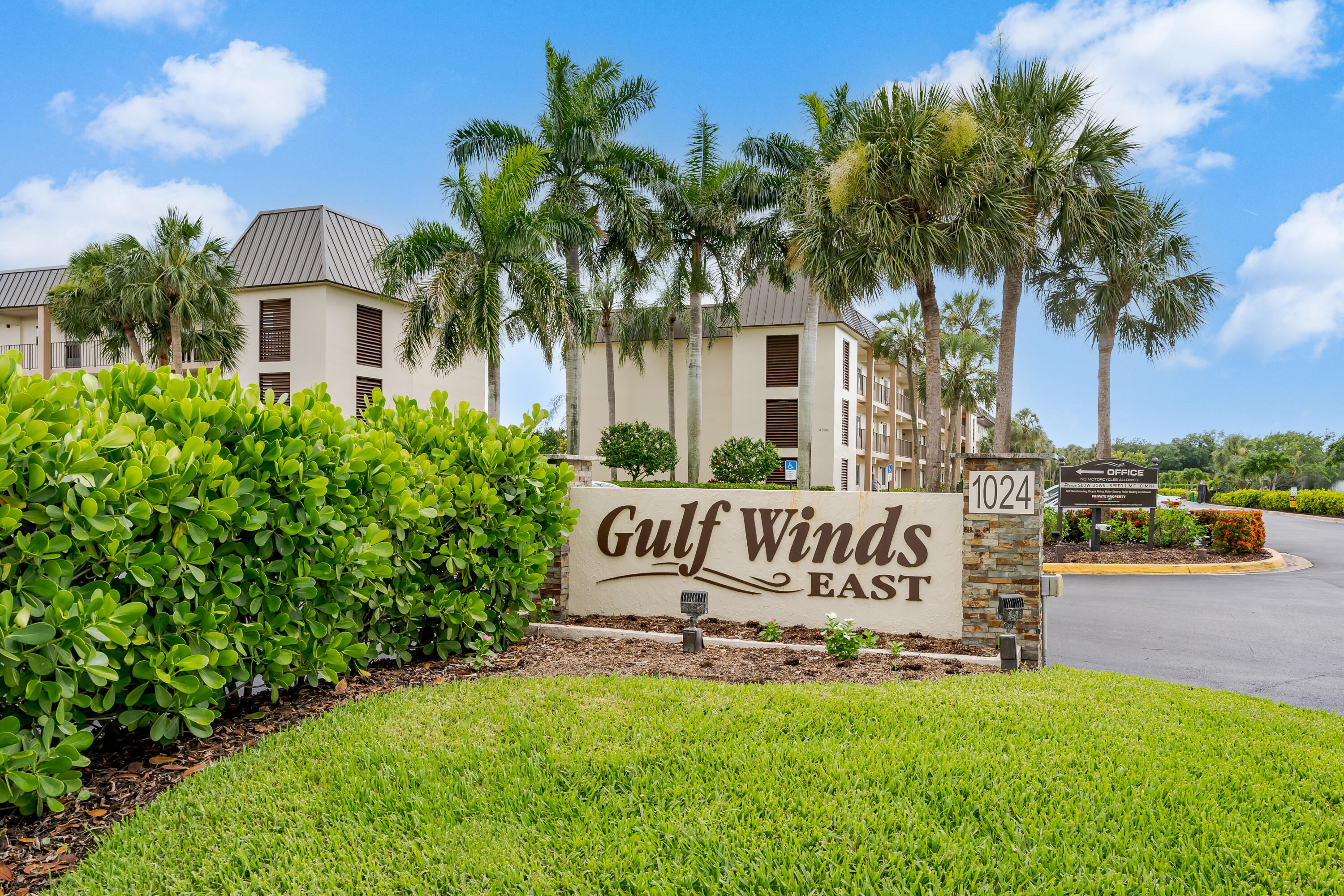 1008 Manatee Road, G 106 — photo