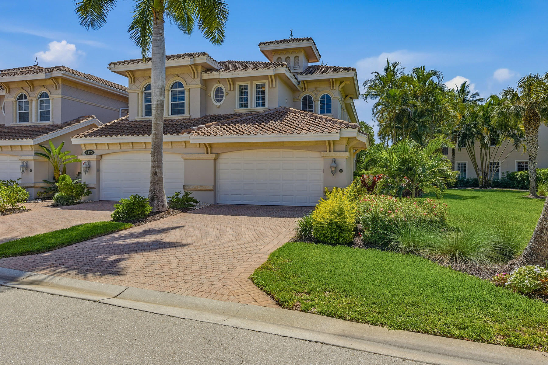 3176 Serena Lane, 202 — photo