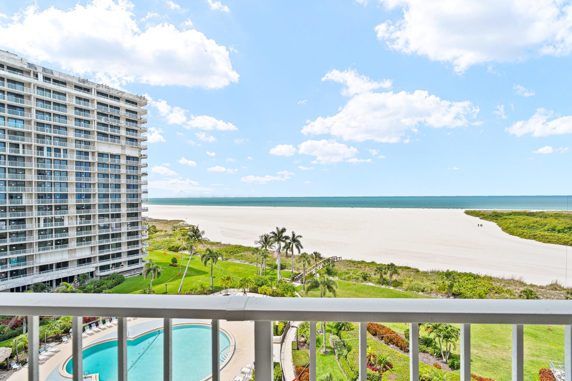 320 Seaview Court, 805 — photo