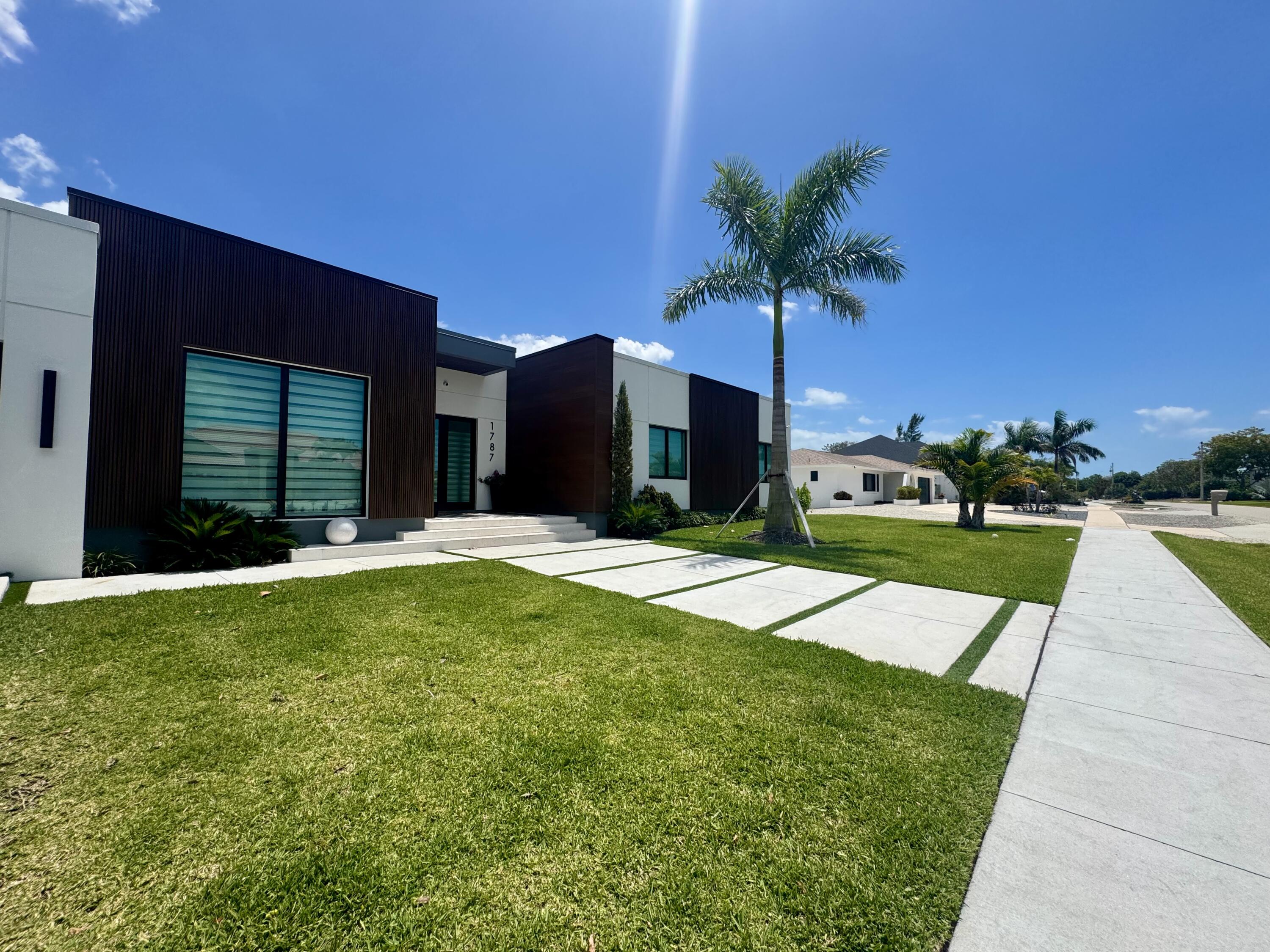 1787 Dogwood Drive — photo