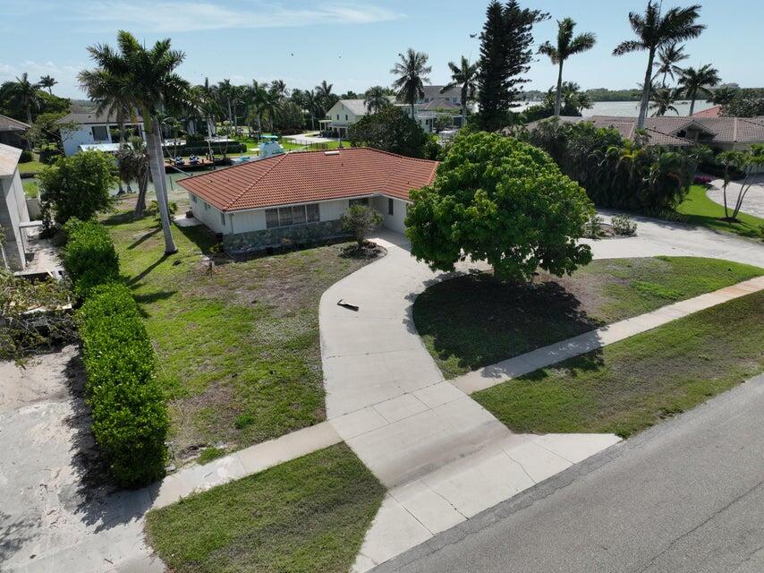 961 Scott Drive — photo