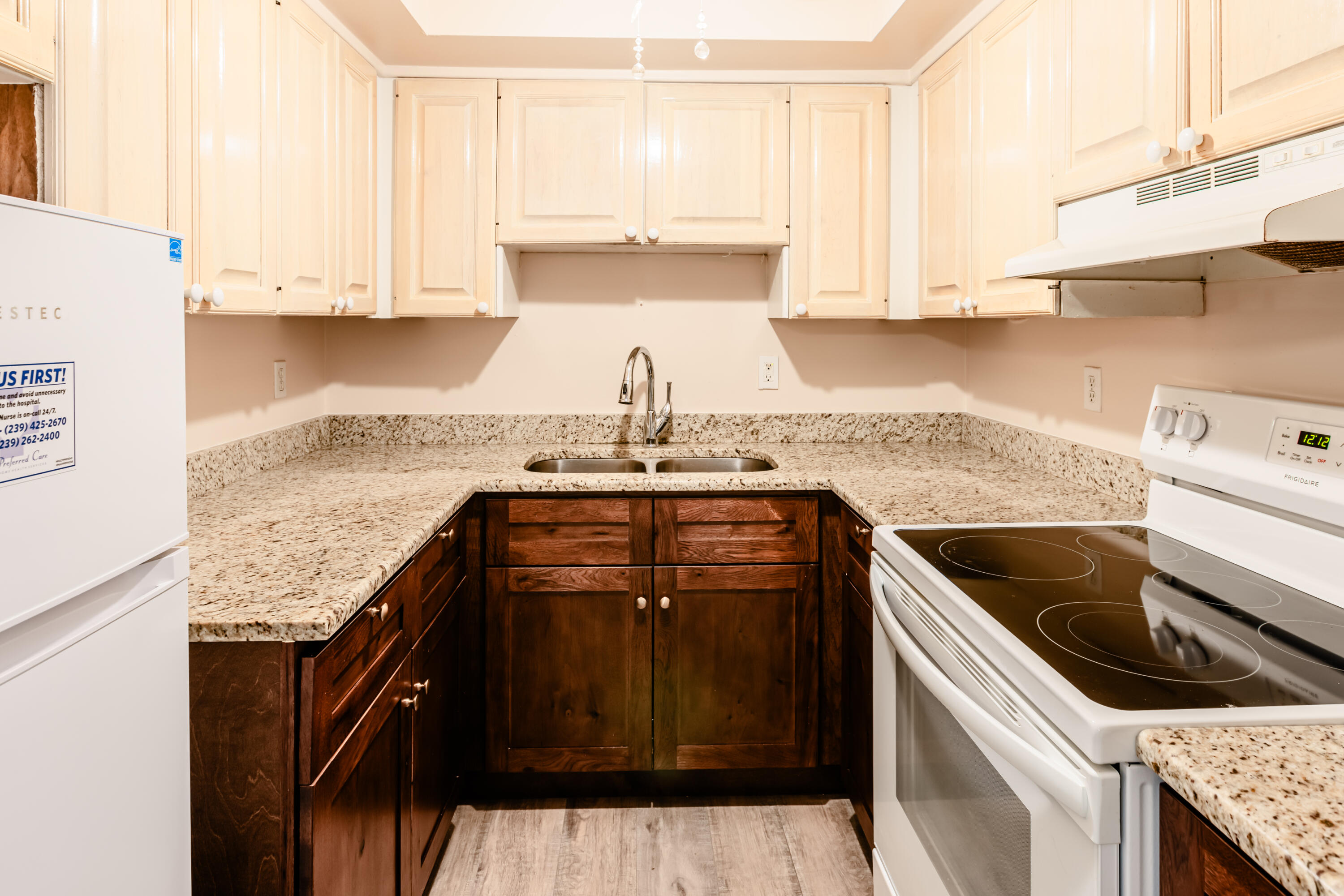 1047 Hartley, 109 — photo