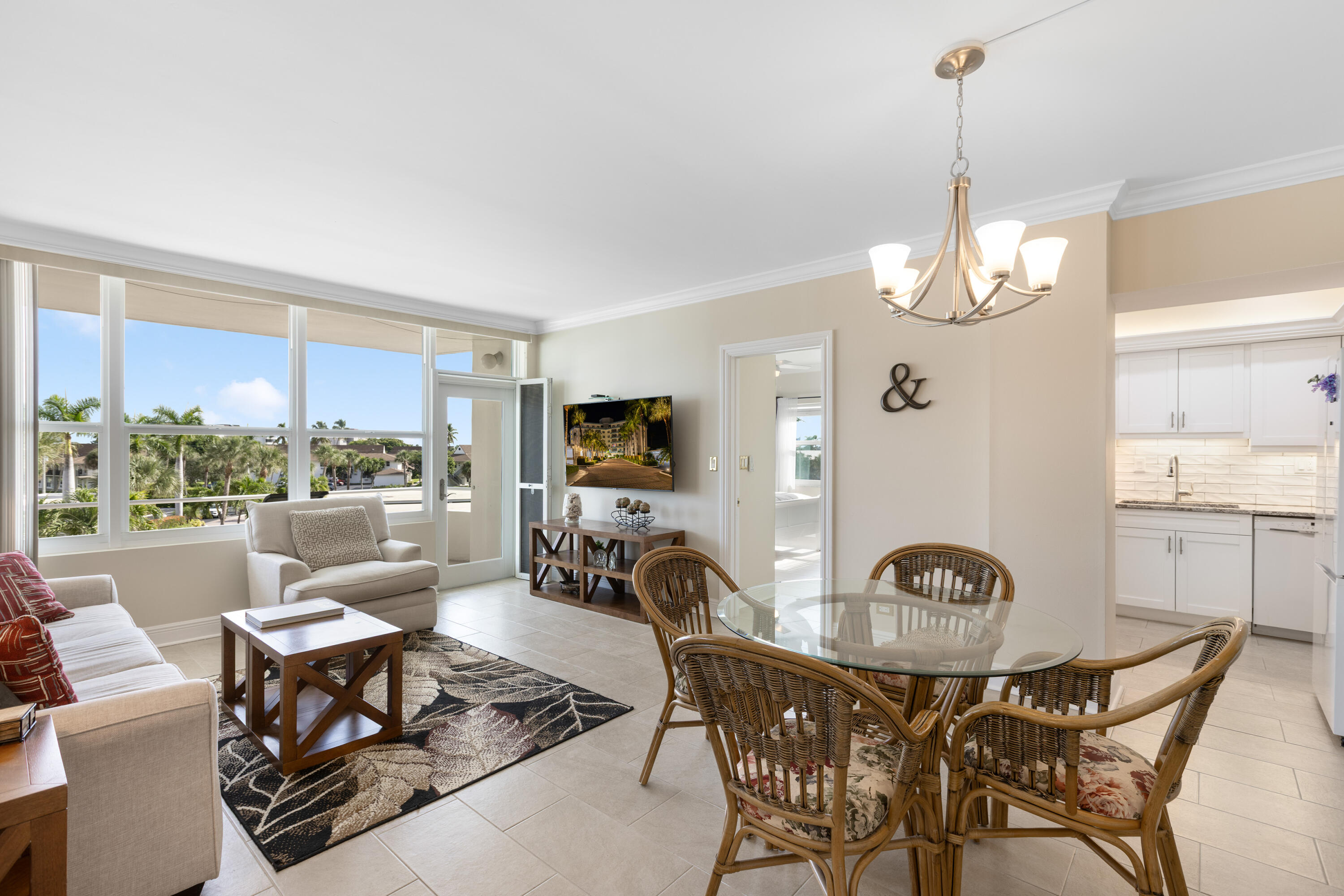220 Seaview Court, 315 — photo