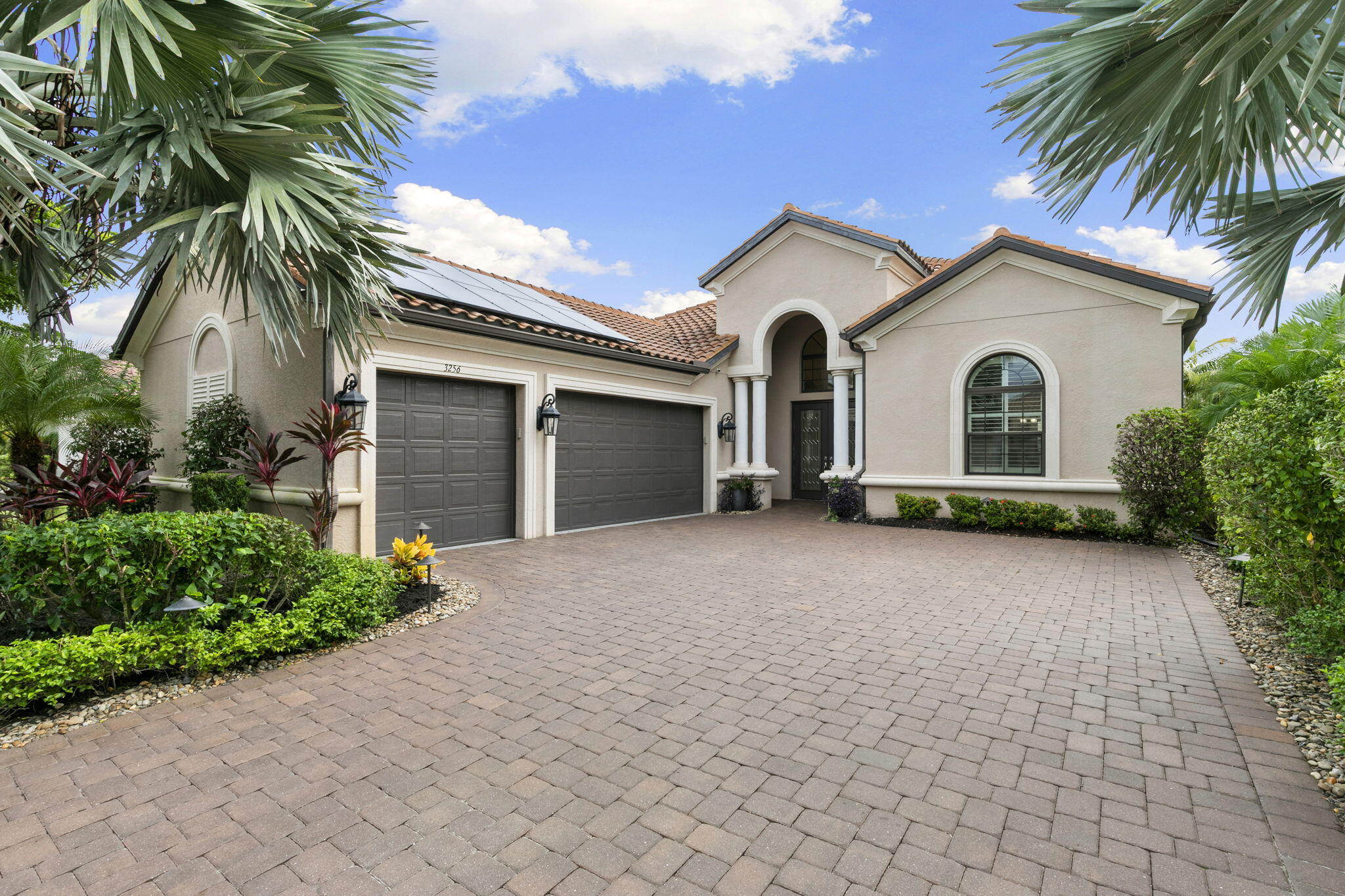3256 Miyagi Lane — photo
