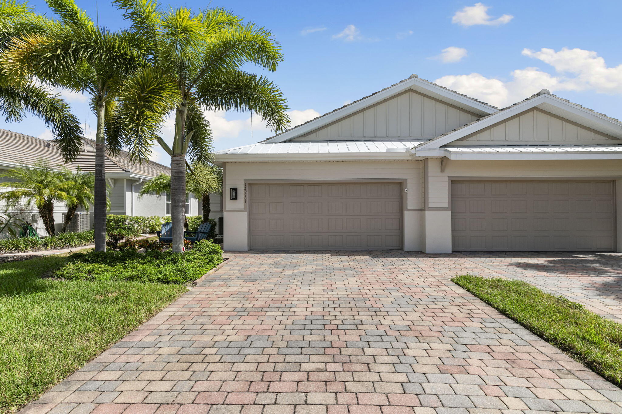 14731 Edgewater Circle — photo