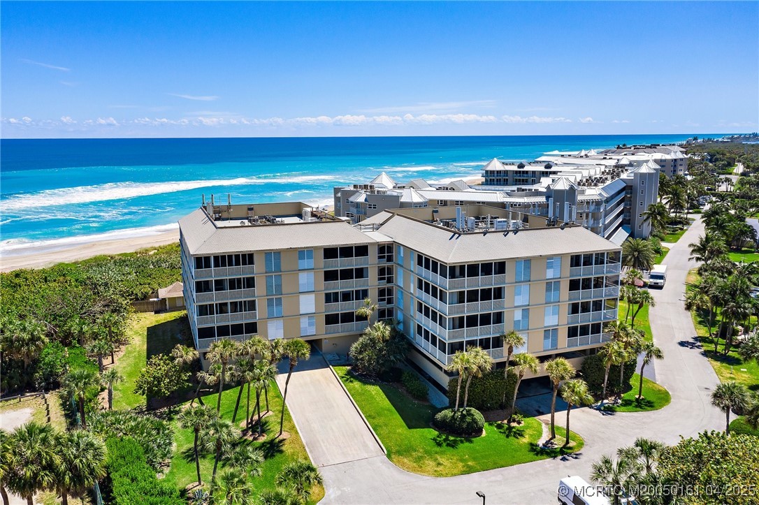 669 NE Plantation Road Unit 201 — photo