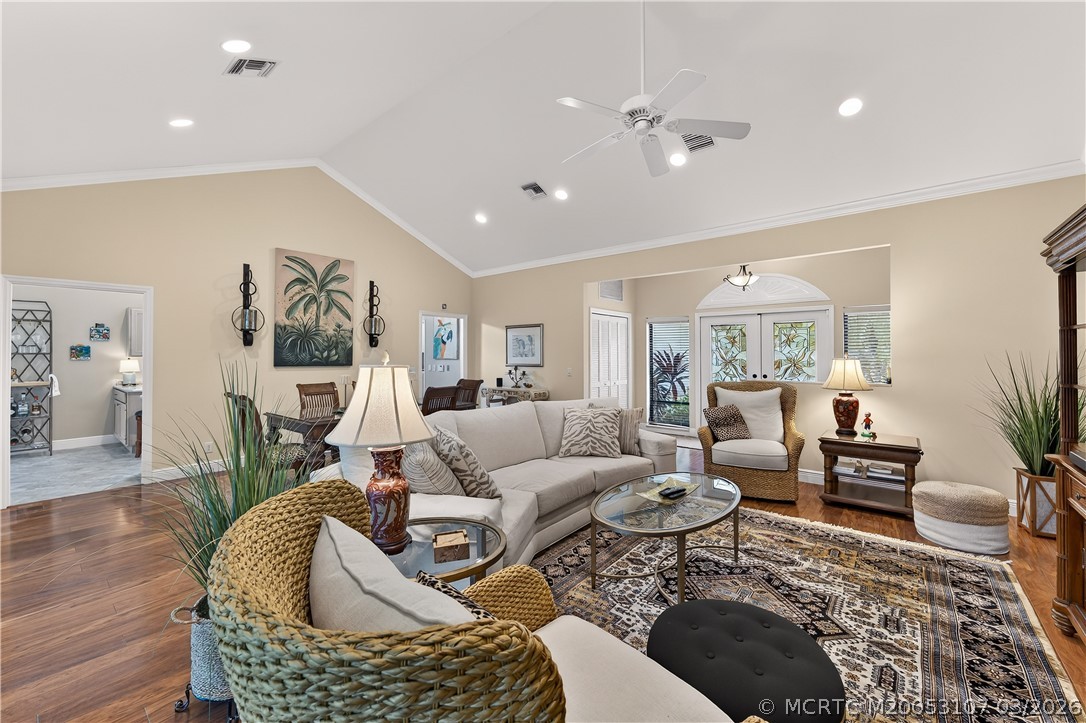 1596 NW Sweet Bay Circle — photo