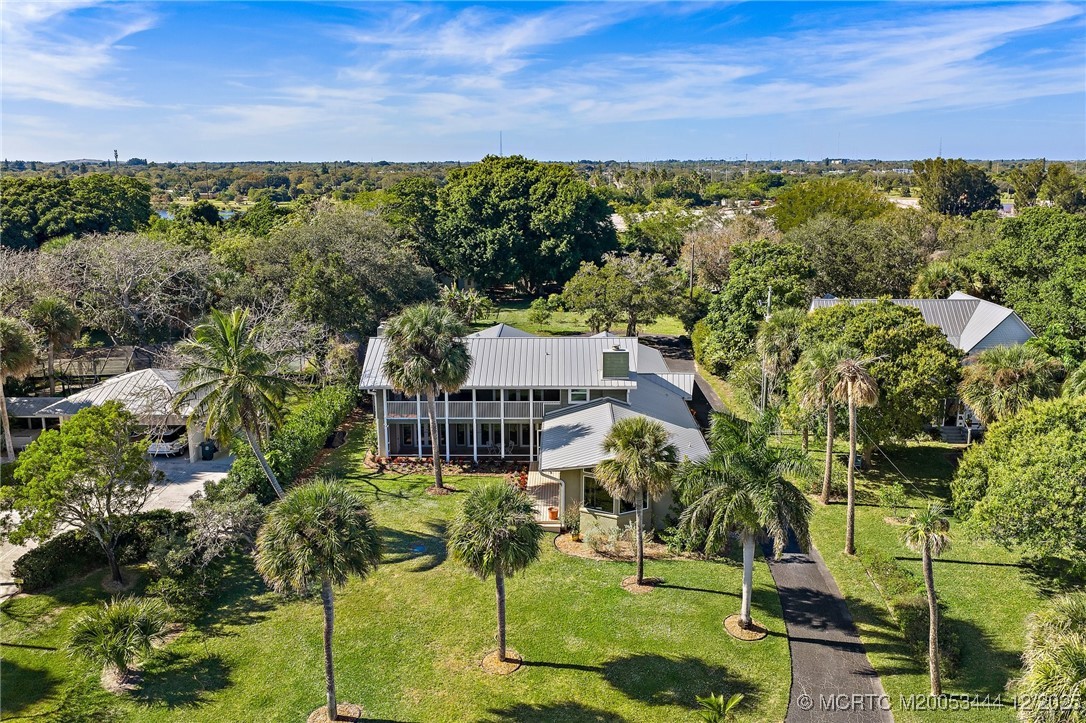 2315 S Indian River Drive — photo