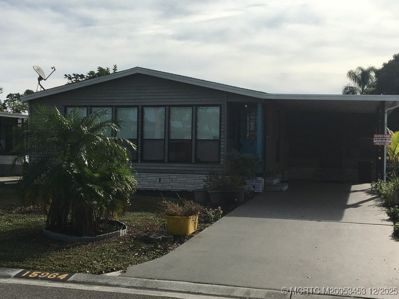 15964 SW Indianwood Circle — photo