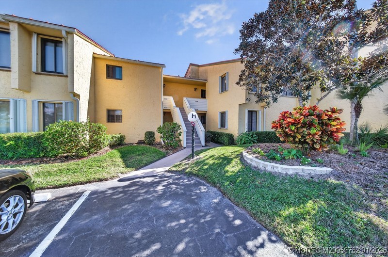 5335 SE Miles Grant Road H206 — photo