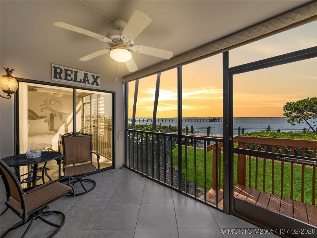 4680 NE Sandpebble Trace 103 — photo