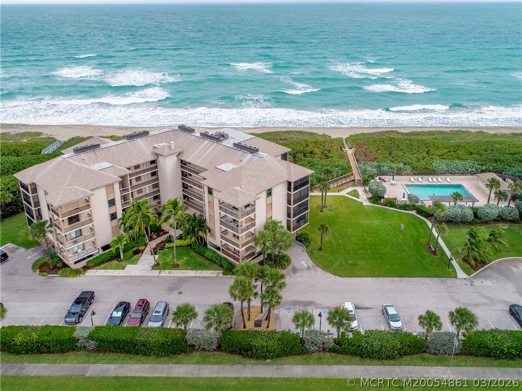 2641 NE Ocean Blvd 405 — photo
