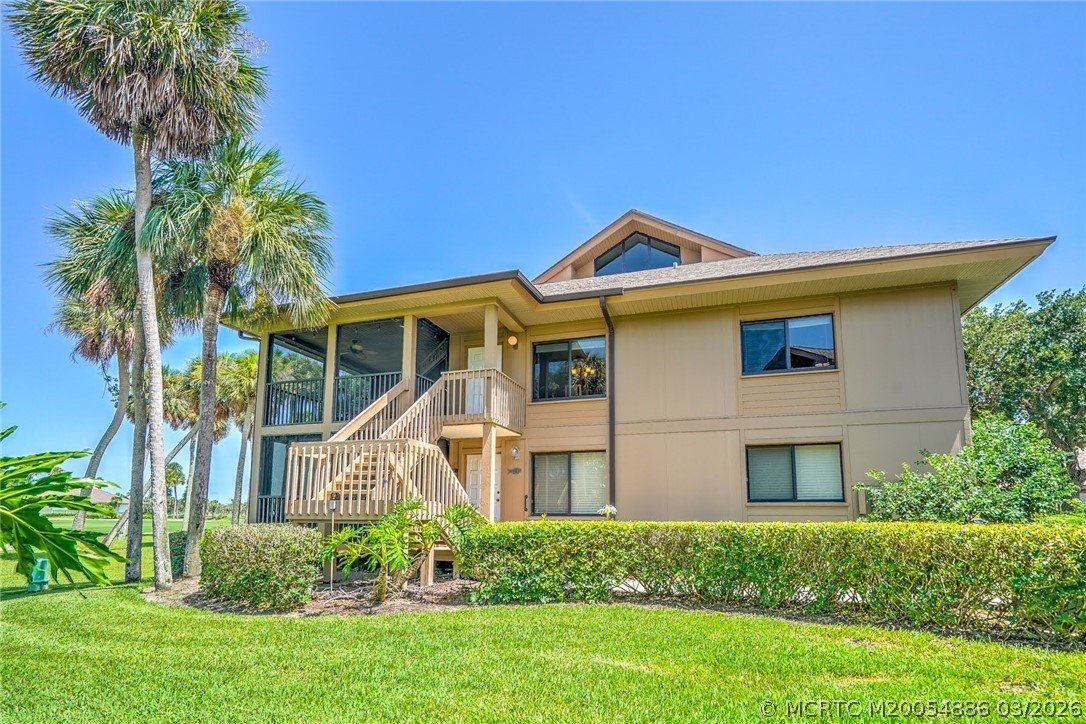 271 NE Edgewater Drive 271 — photo