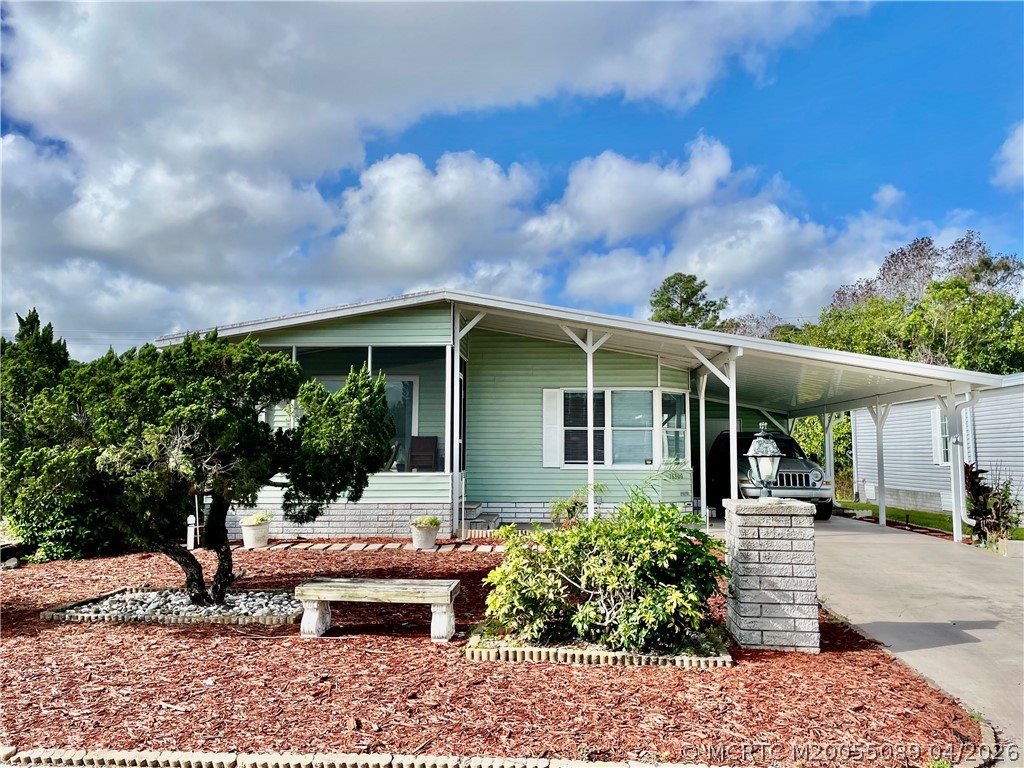 16300 SW Indianwood Circle — photo