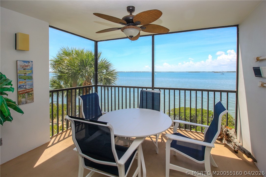 20 NE Plantation Road 205 — photo
