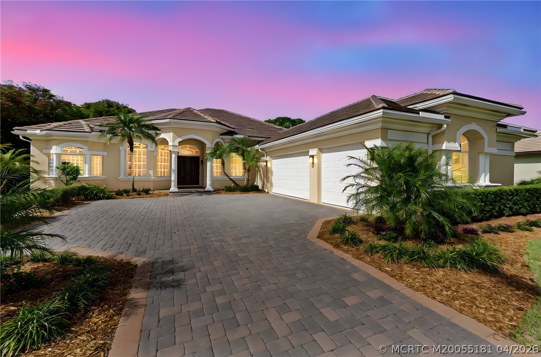511 SW Squire Johns Lane — photo