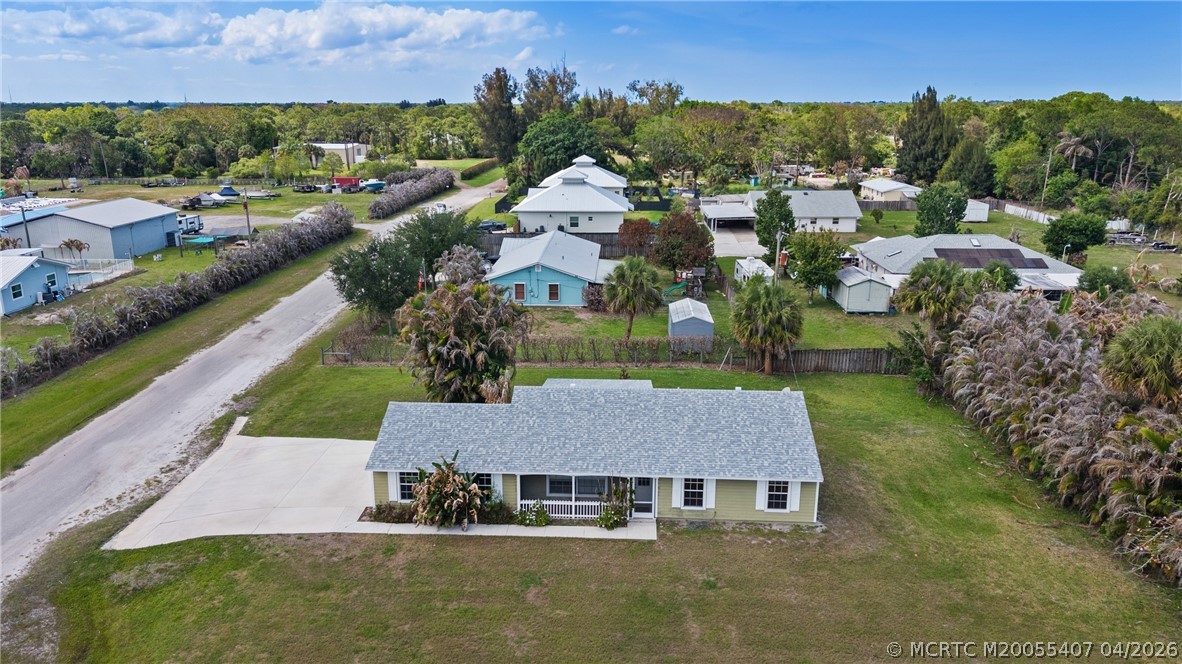 6285 SE Highland Avenue — photo