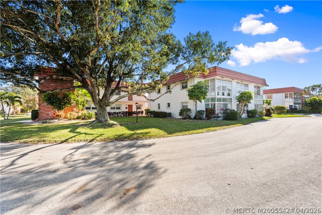 2600 SE Ocean Blvd Jj18 — photo