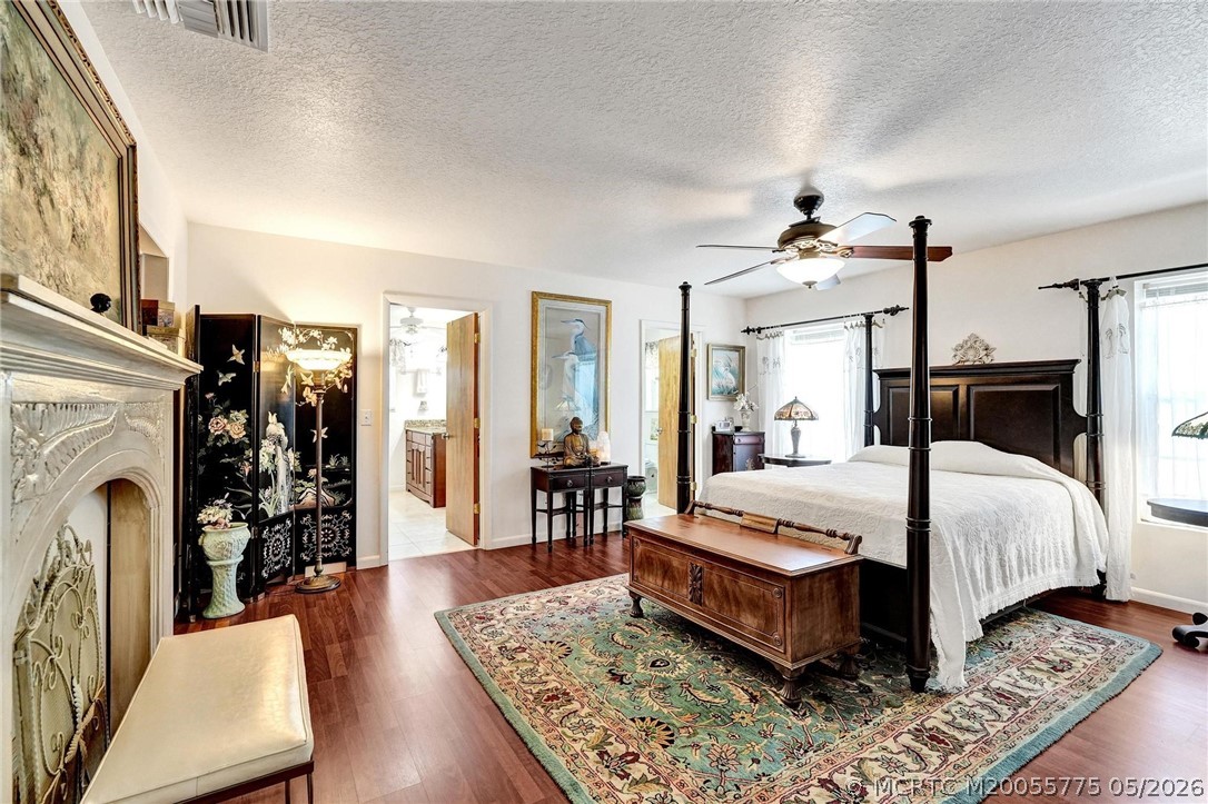 7801 S Indian River Drive — photo