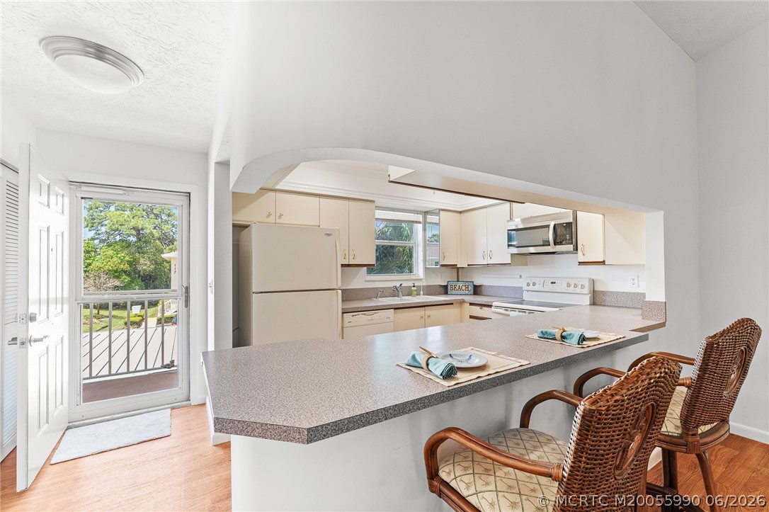 2950 SE Ocean Blvd 120-6 — photo