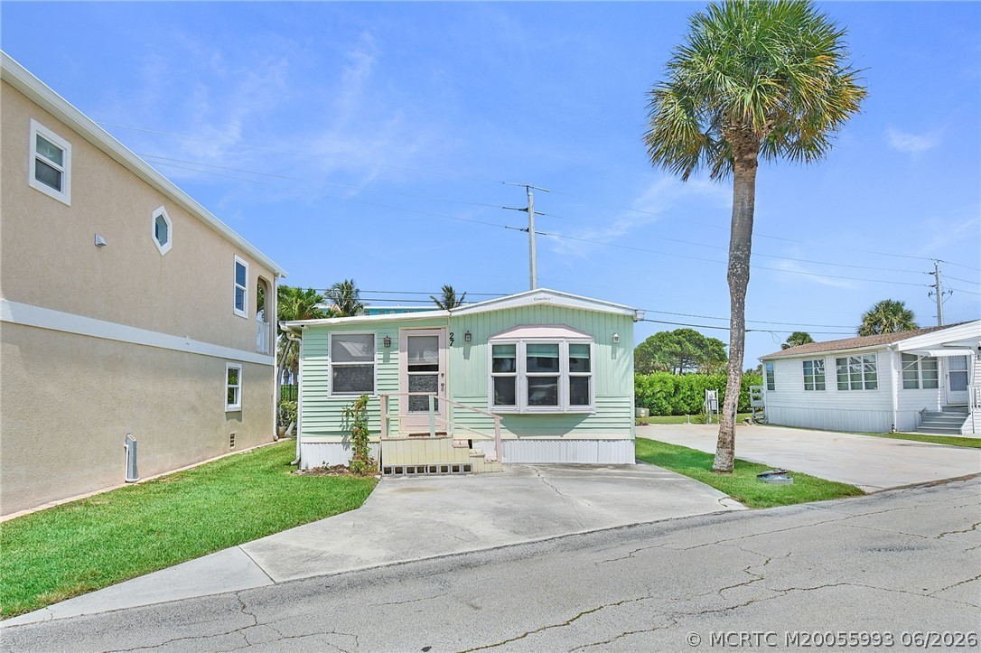 10725 S Ocean Drive 27 — photo