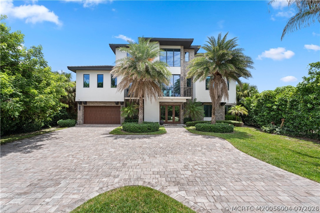 7900 S Ocean Drive — photo