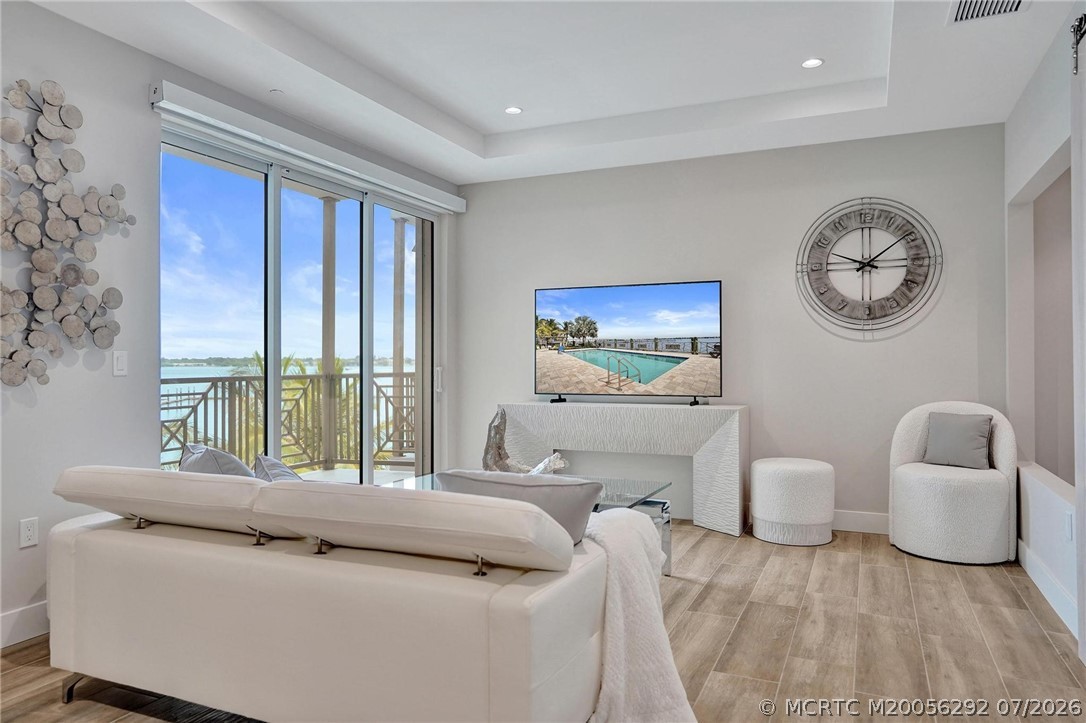 41 Seminole SW Street Apt #304 — photo
