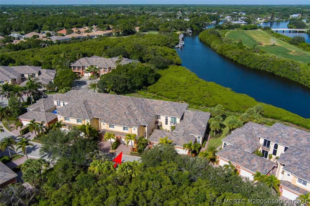 2390 SW Island Creek Trail — photo