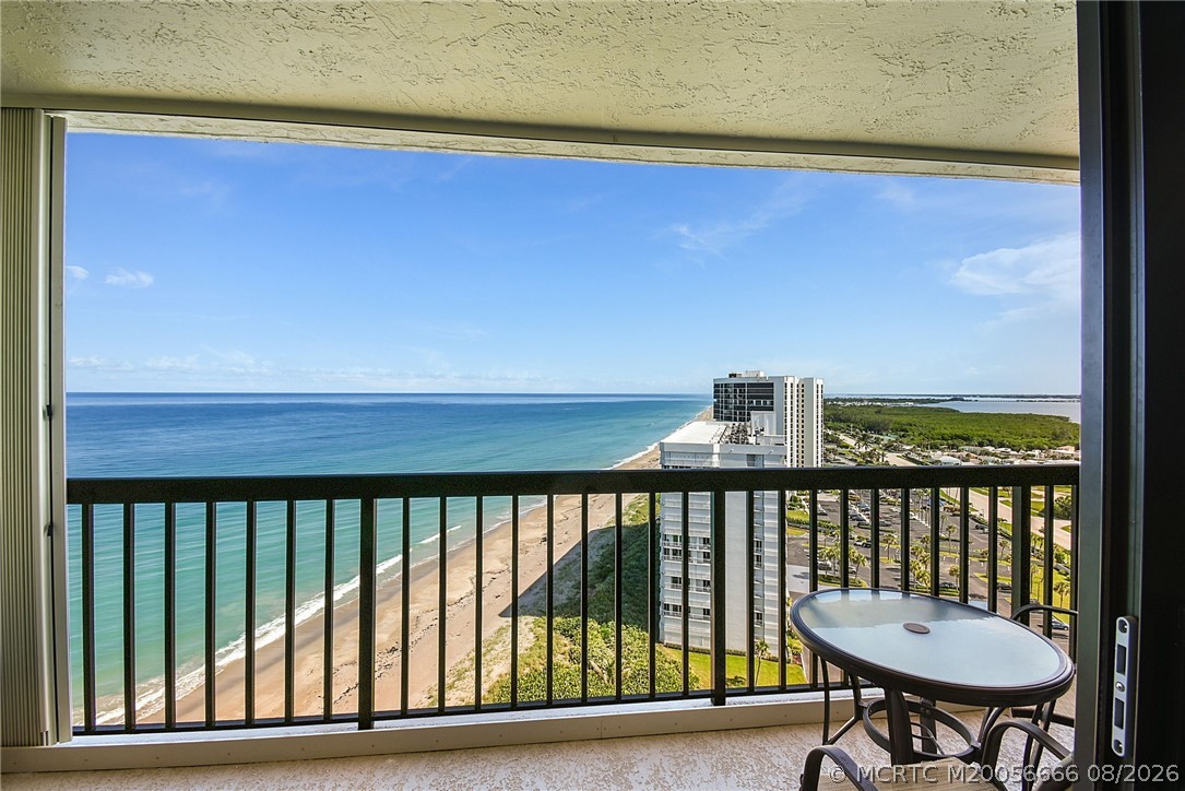 9550 S Ocean Drive 1907 — photo