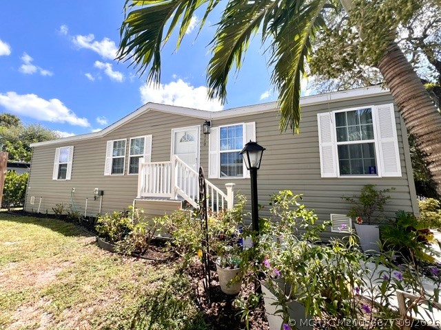 2555 Pga Blvd 110 — photo