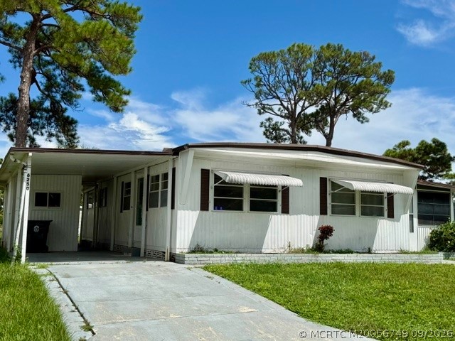 6250 Ficus Lane — photo
