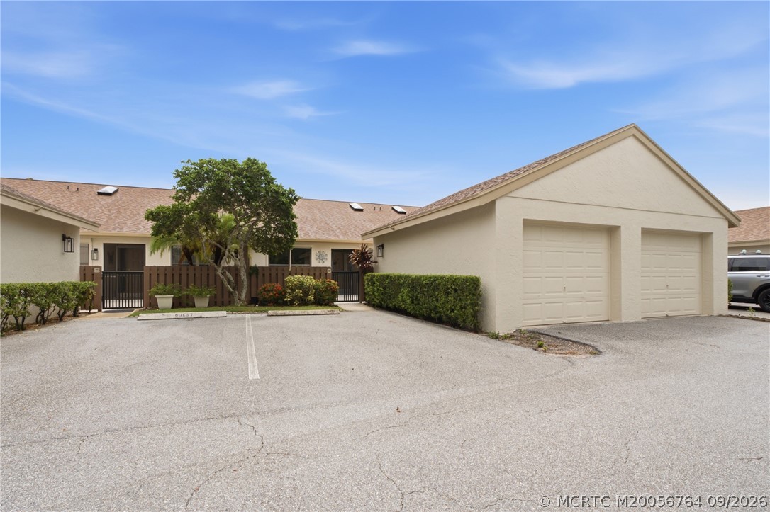 1454 SW Silver Pine Way 101C — photo
