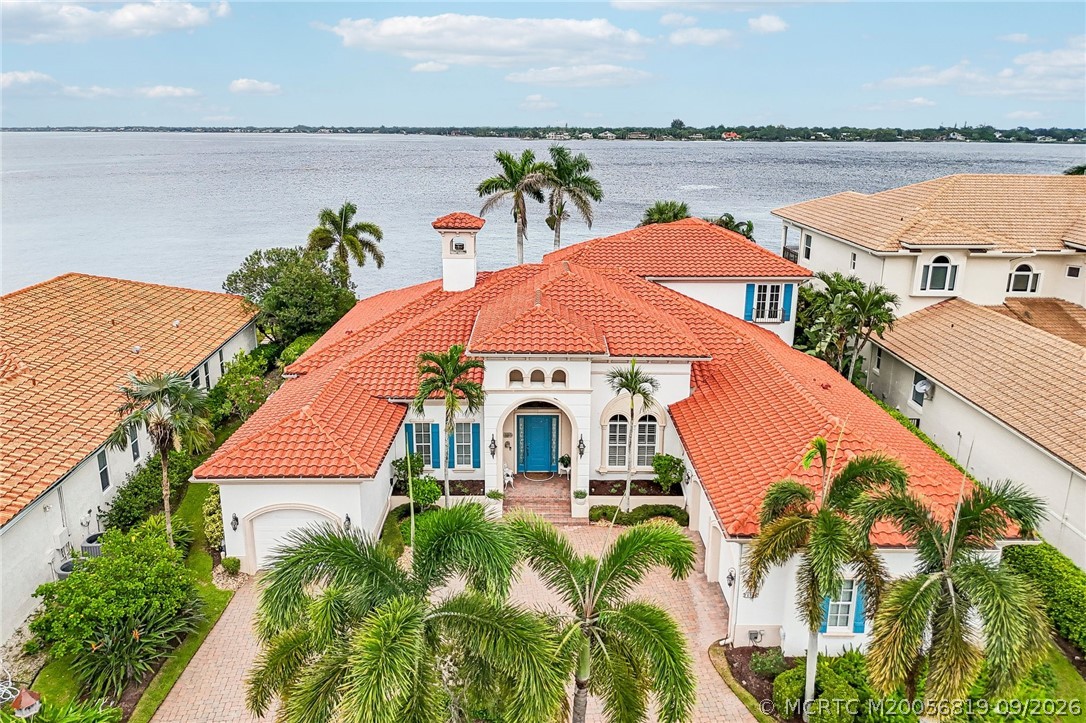 118 SW Palm Cove Drive — photo