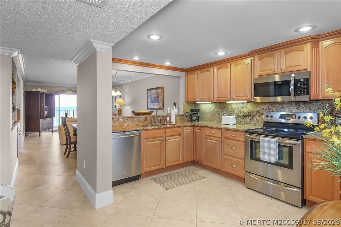 10200 S Ocean Drive 302 — photo