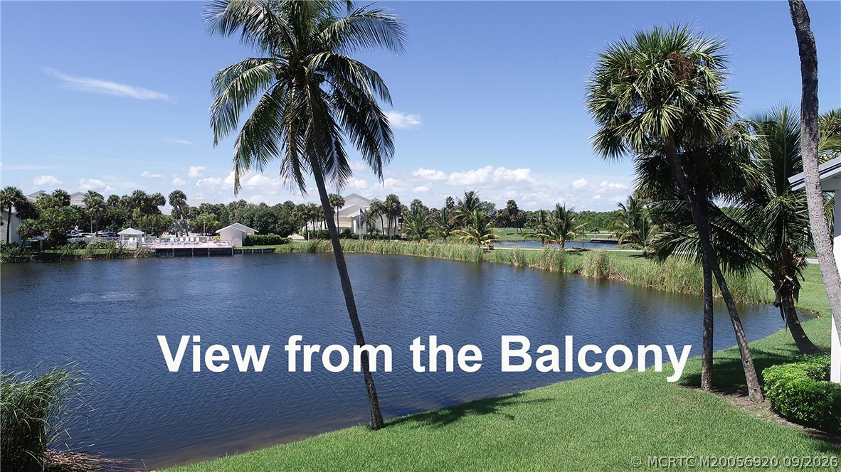 544 NE Plantation Road 4708 — photo