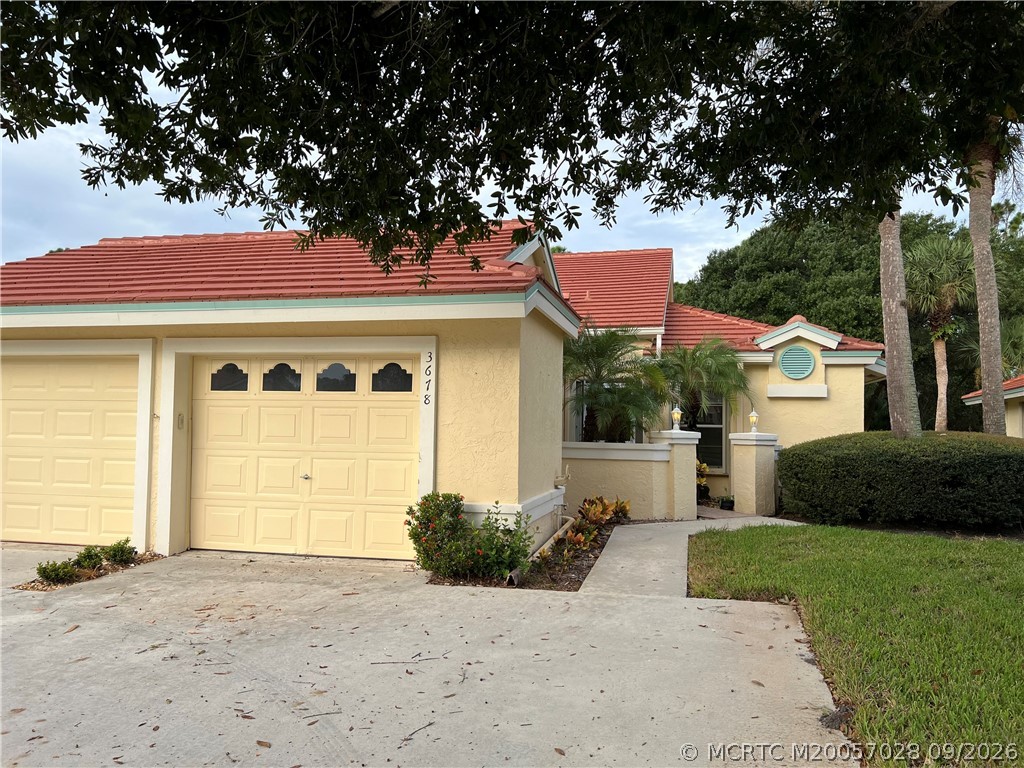 3678 SW Whispering Sound Drive — photo